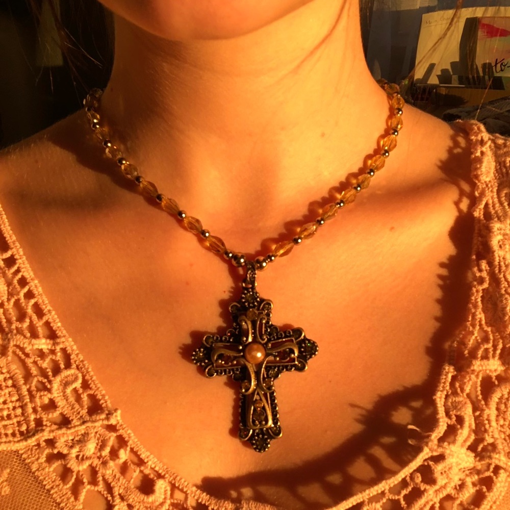 Italian Renaissance Necklace - Picture 2 of 2
